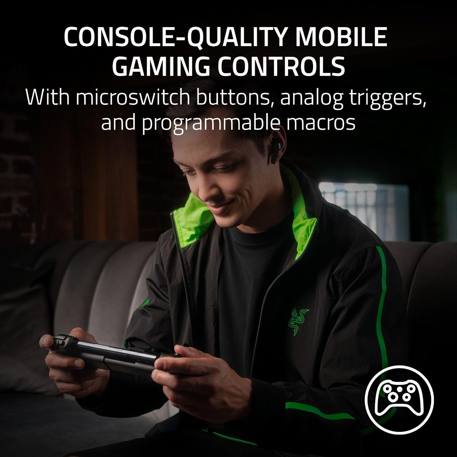 Razer Kishi V2 - USB-C Mobile Gaming Controller for iPhone and Android (Mecha-Tactile Action Buttons, D-Pad, Analog Sticks, 3,5mm Audio Jack, Low-Latency, RGB) Black - Image 2