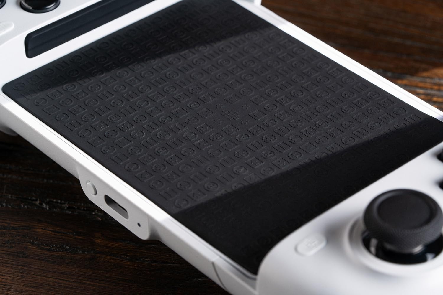 8Bitdo Ultimate Mobile Gaming Controller for iPhone, Apple, Android & Xbox Cloud Gaming, Bluetooth Gamepad with Hall Effect Joysticks, 2 Pro Back Buttons, Officially Licensed (Black) - Image 9